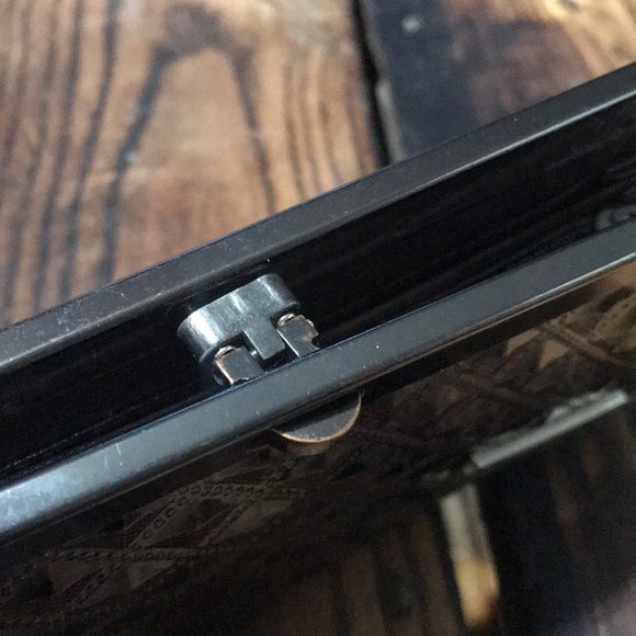 Coach | Unique Fold-open Wallet - Picture 6 of 8